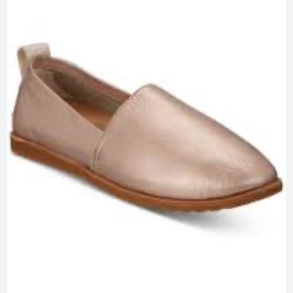 Sorel Ella Leather Flats 9 Rose Gold Feminine Sparkle Fall Career Soft Girl